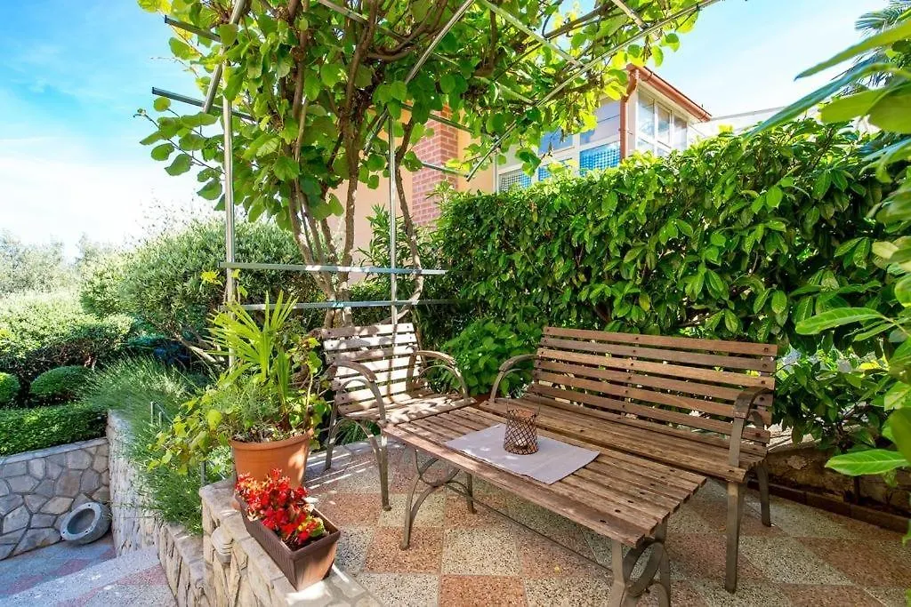 Apartments With A Parking Space Kraj, Opatija - 7724 Moscenicka Draga