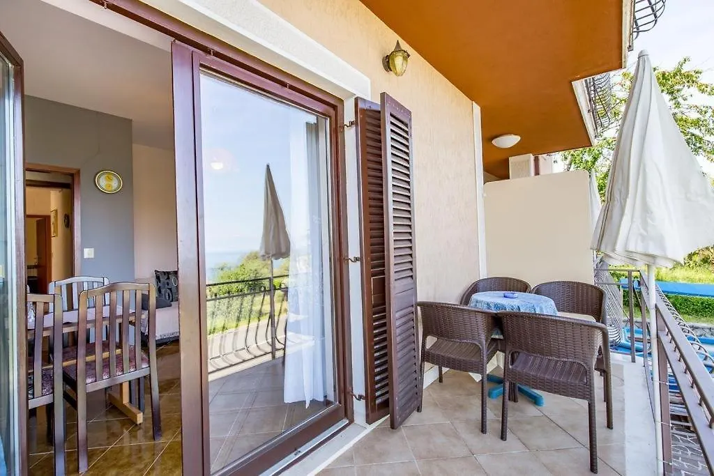 Apartments With A Parking Space Kraj, Opatija - 7724 Moscenicka Draga