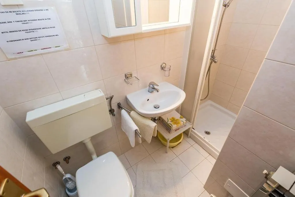 Apartments With A Parking Space Kraj, Opatija - 7724 Moscenicka Draga